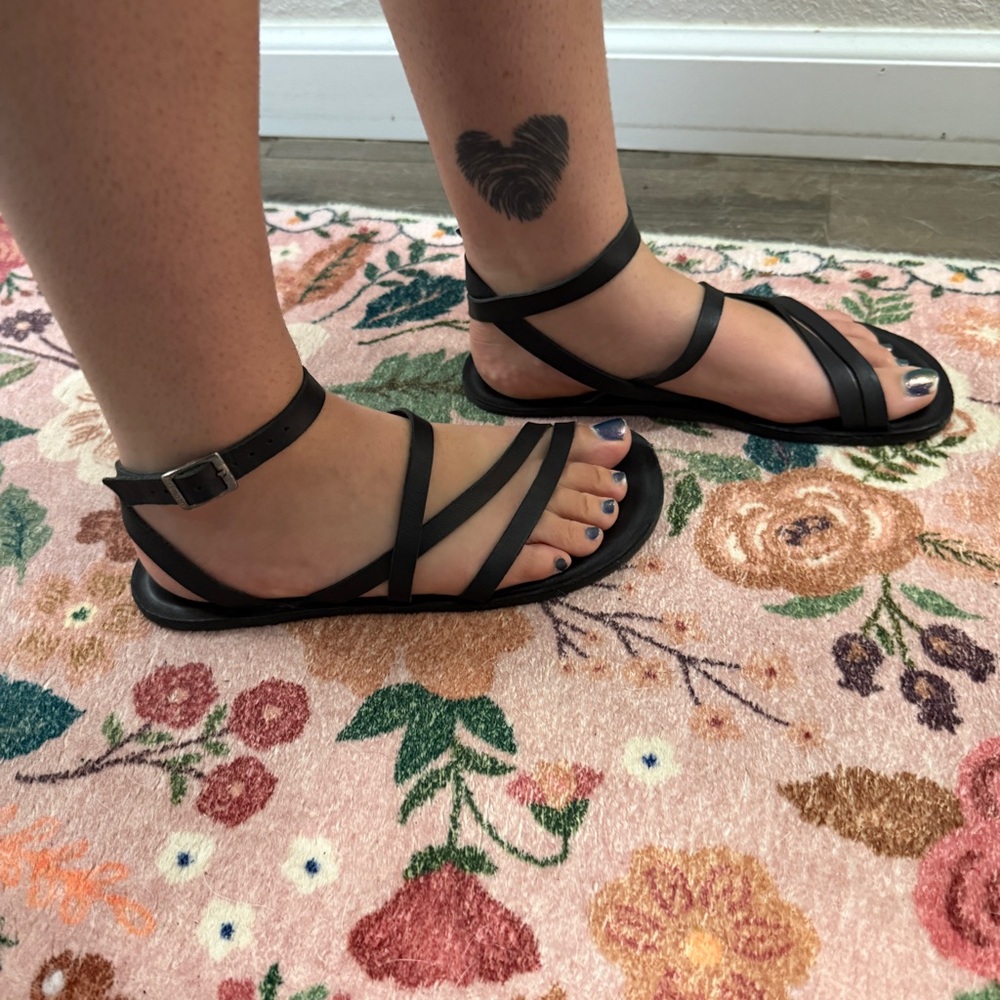 Groundies sandals - Picture 2 of 7